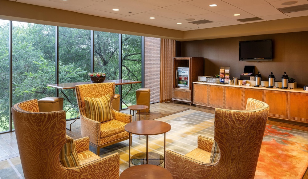 Hilton Lakes at DFW Airport North — Restaurant & bars in Grapevine, Texas