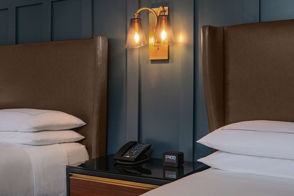 The Dagny Boston — Hotel rooms in Boston, Massachusetts