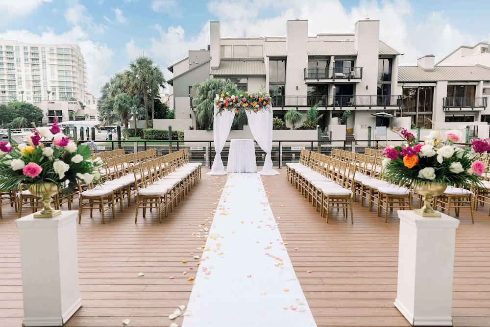 Hilton Fort Lauderdale Marina — Hotel building in Fort Lauderdale, Florida