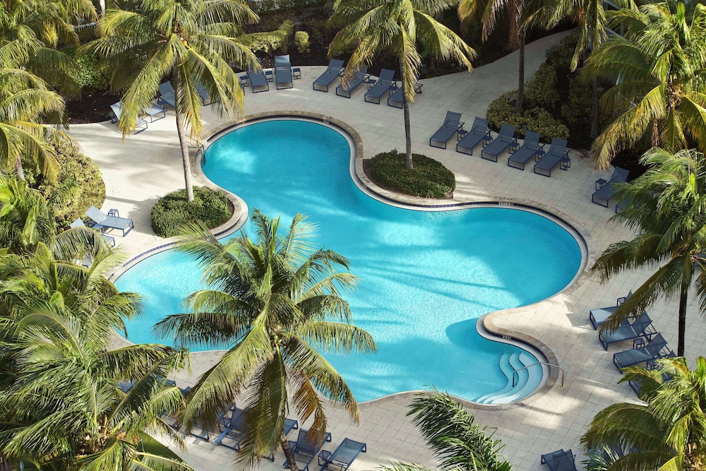 Hilton Fort Lauderdale Marina — Swimming pool in Fort Lauderdale, Florida