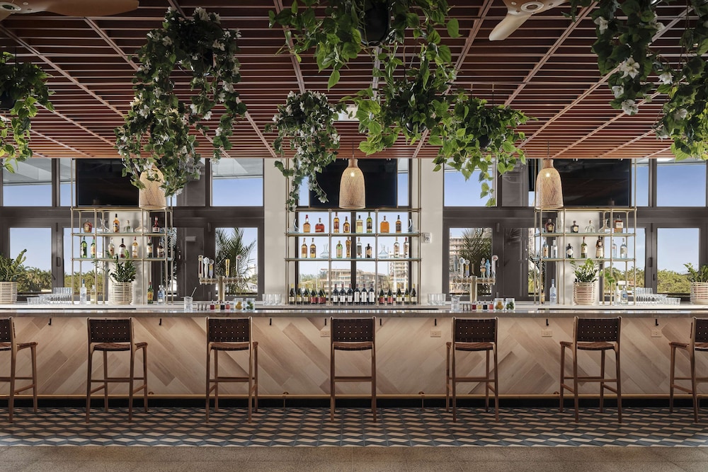 Hilton Fort Lauderdale Marina — Restaurant & bars in Fort Lauderdale, Florida
