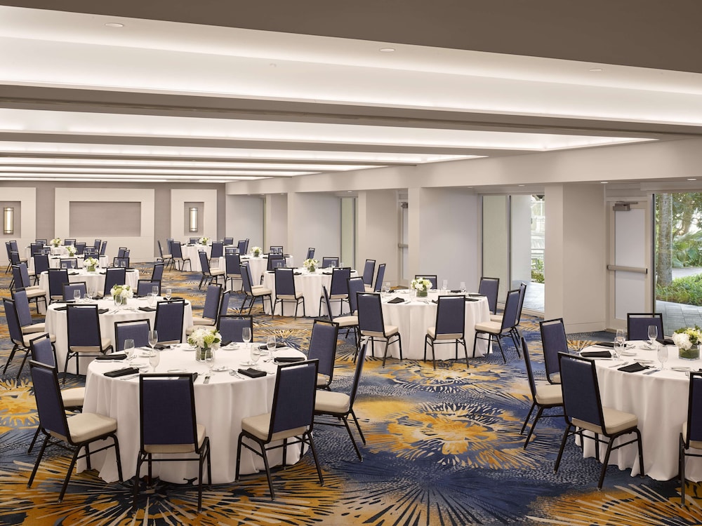 Hilton Fort Lauderdale Marina — Restaurant & bars in Fort Lauderdale, Florida