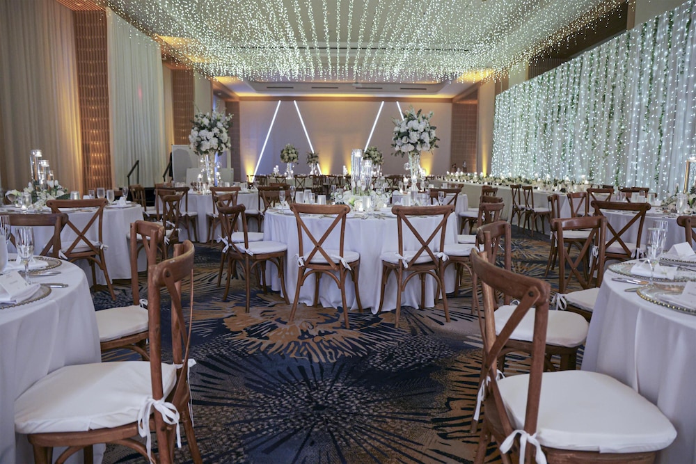 Hilton Fort Lauderdale Marina — Hotel building in Fort Lauderdale, Florida