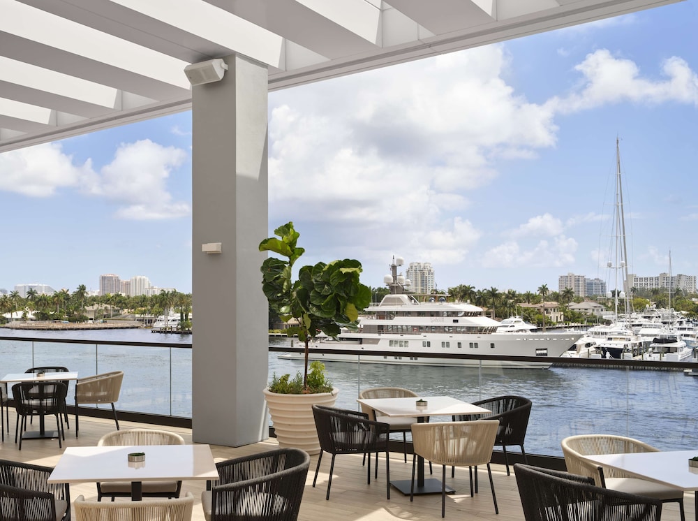 Hilton Fort Lauderdale Marina — Restaurant & bars in Fort Lauderdale, Florida