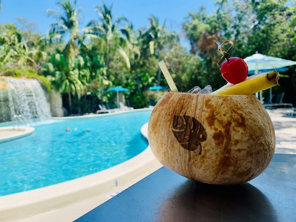 Baker's Cay Resort Key Largo, Curio Collection by Hilton — Spa in Key Largo, Florida