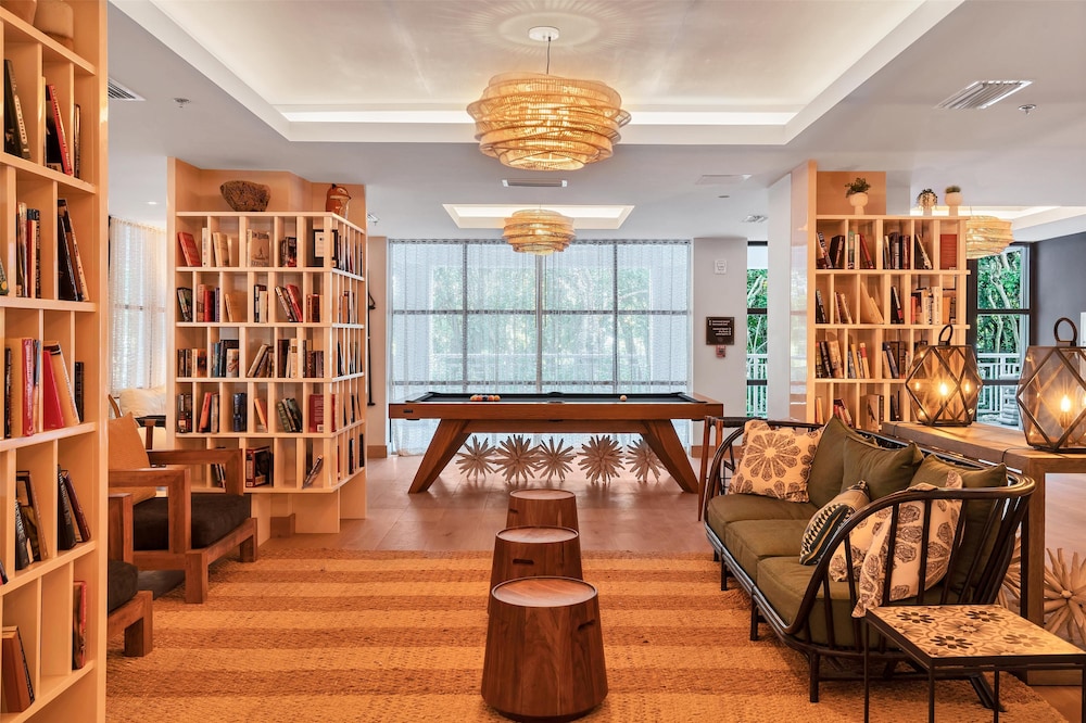 Baker's Cay Resort Key Largo, Curio Collection by Hilton — Hotel rooms in Key Largo, Florida