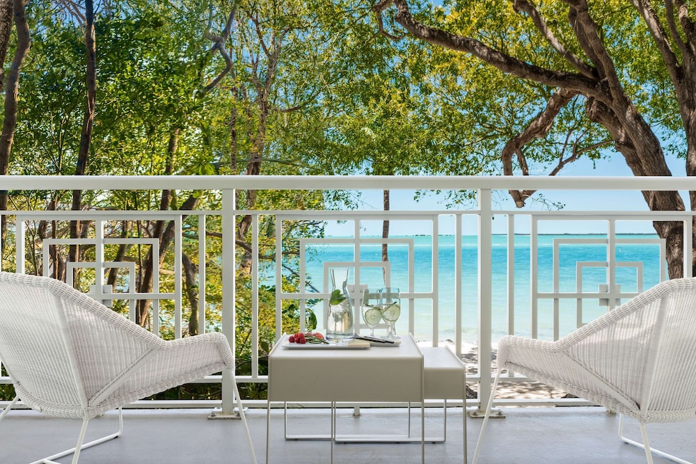 Baker's Cay Resort Key Largo, Curio Collection by Hilton — Beach in Key Largo, Florida