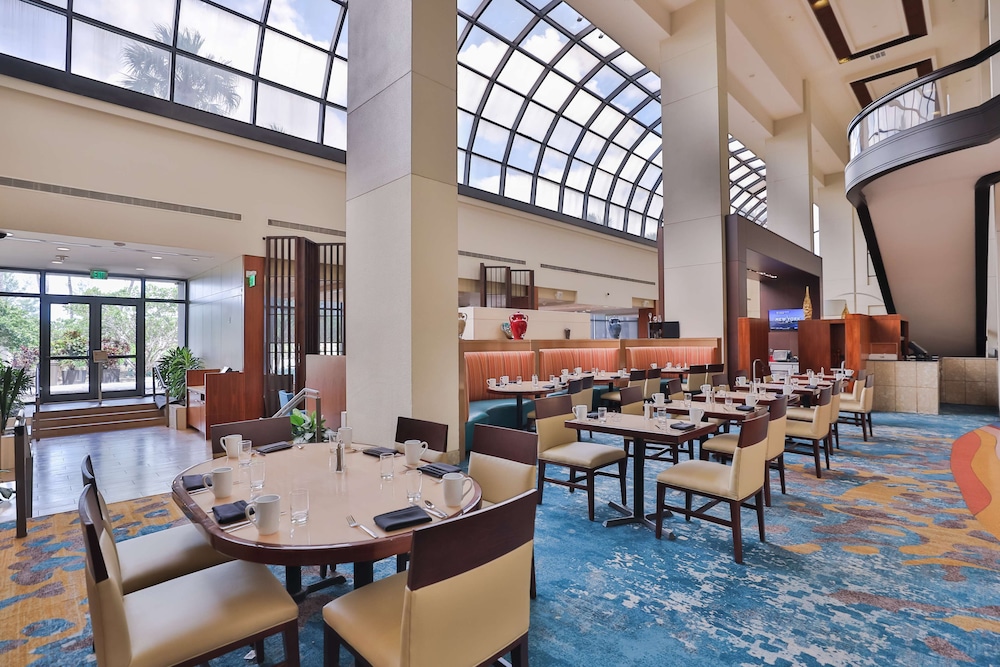Hilton Miami Airport Blue Lagoon — Restaurant & bars in Miami, Florida