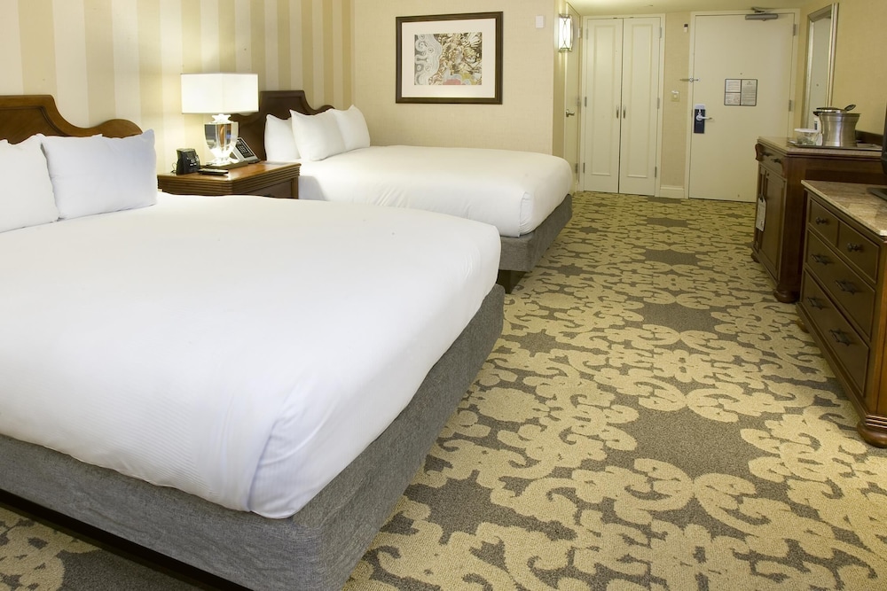 Hilton New Orleans Riverside — Hotel rooms in New Orleans, Louisiana