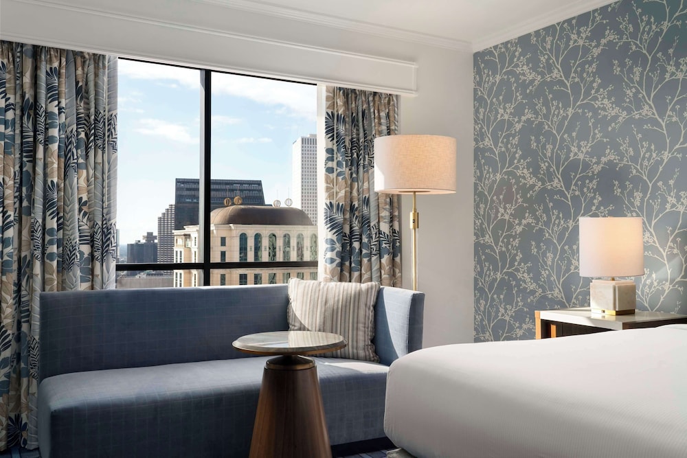 Hilton New Orleans Riverside — Hotel rooms in New Orleans, Louisiana