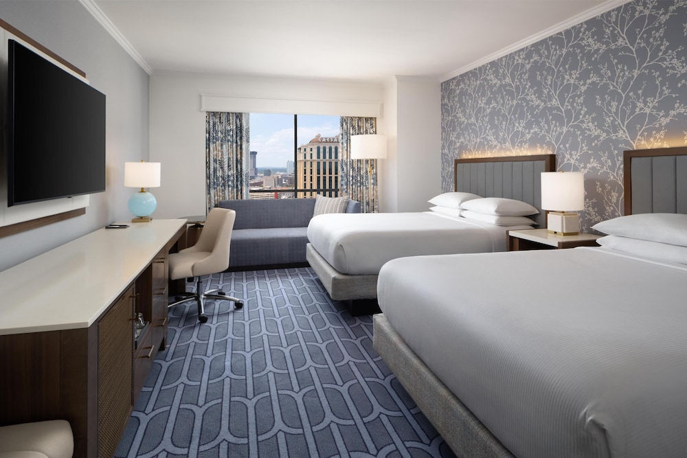 Hilton New Orleans Riverside — Hotel rooms in New Orleans, Louisiana