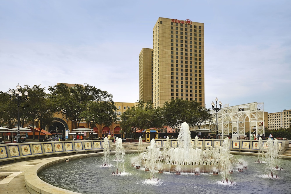 Hilton New Orleans Riverside — Attractions in the area in New Orleans, Louisiana