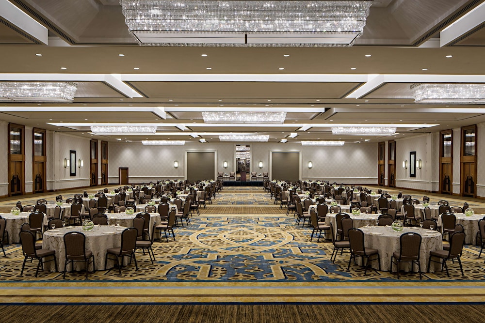 Hilton New Orleans Riverside — Hotel building in New Orleans, Louisiana