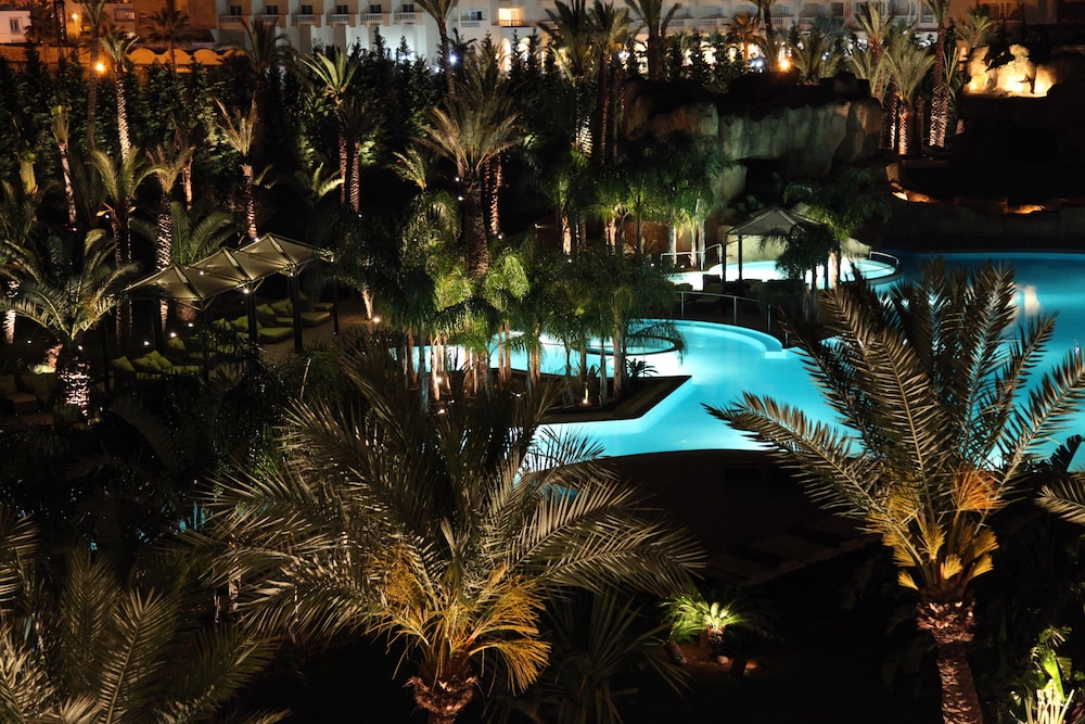 The Russelior Hotel & Spa — Swimming pool in Hammamet, Nabeul