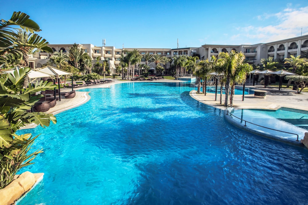 The Russelior Hotel & Spa — Swimming pool in Hammamet, Nabeul