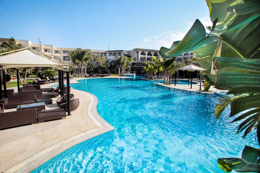 The Russelior Hotel & Spa — Swimming pool in Hammamet, Nabeul