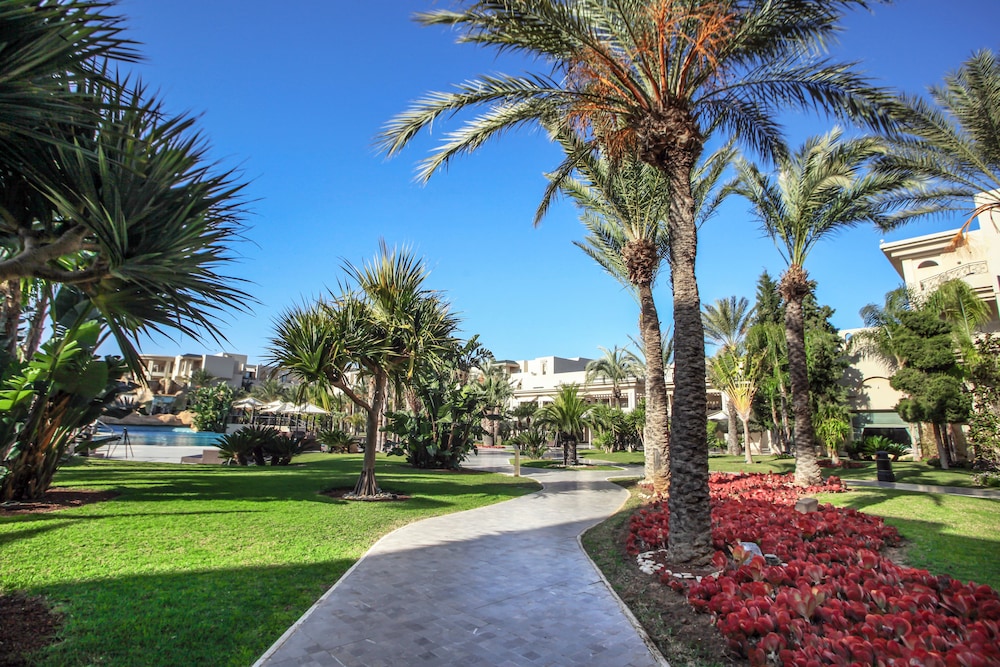 The Russelior Hotel & Spa — Hotel building in Hammamet, Nabeul