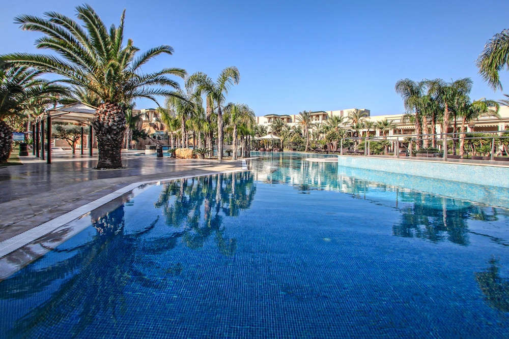 The Russelior Hotel & Spa — Swimming pool in Hammamet, Nabeul