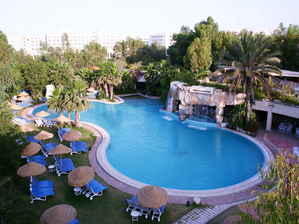 Shell Beach Hotel & Spa — Swimming pool in Hammamet, Nabeul