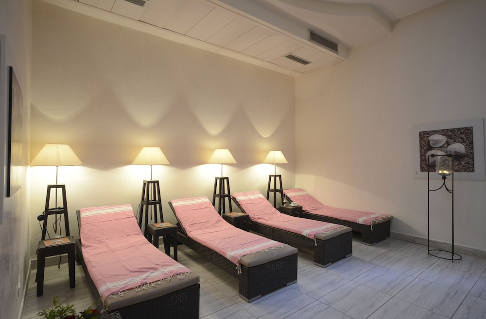 Vincci Helios Beach — Hotel rooms in Aghir, Medenine