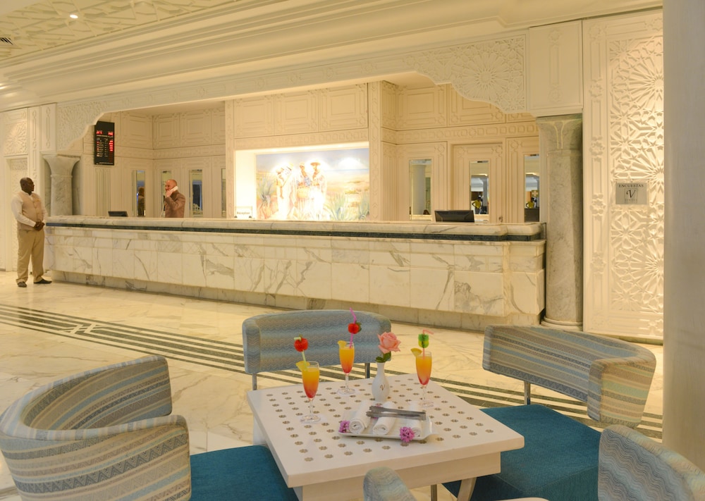 Vincci Helios Beach — Restaurant & bars in Aghir, Medenine