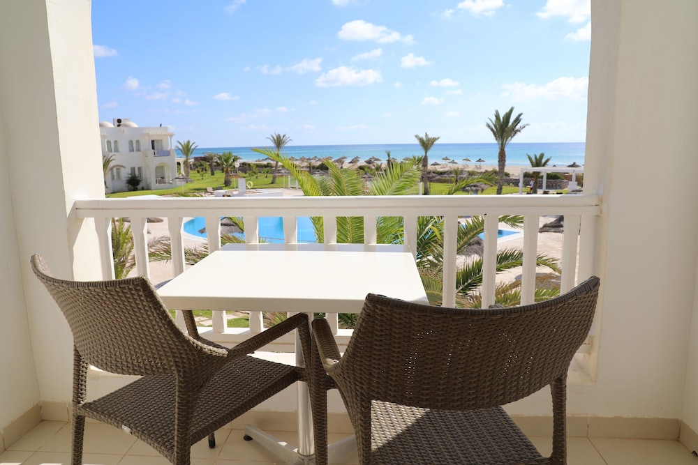 Vincci Helios Beach — Beach in Aghir, Medenine