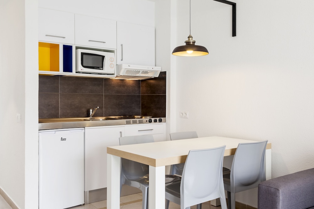 Hotel ILUNION Menorca — Hotel rooms in Cala Galdana, Balearic Islands