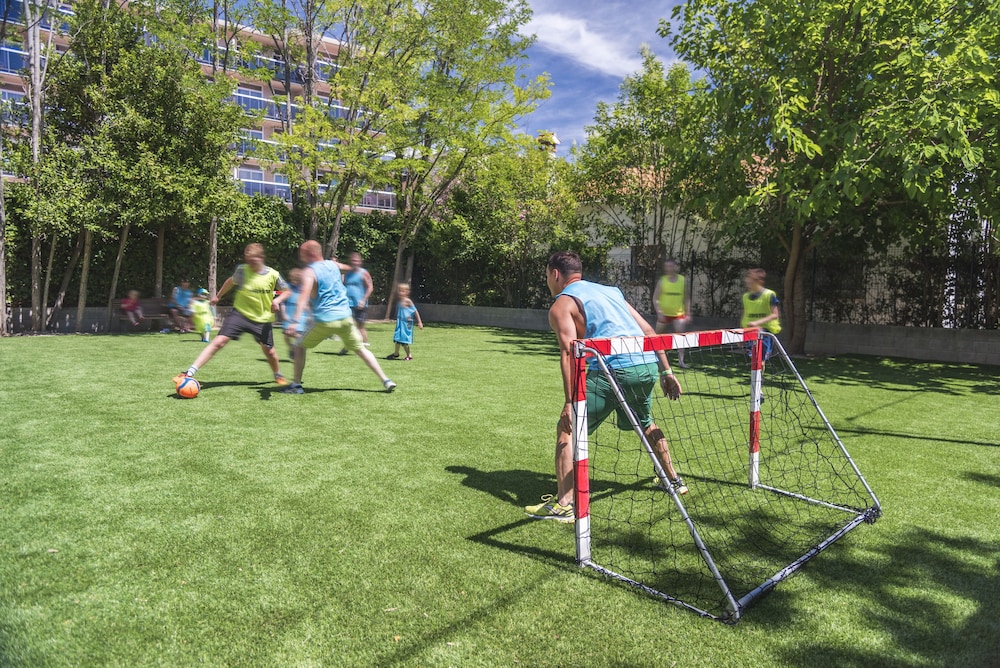 Aparthotel CYE Holiday Centre — Sports & recreation in Salou, Catalonia