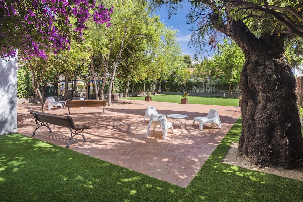 Aparthotel CYE Holiday Centre — Sports & recreation in Salou, Catalonia