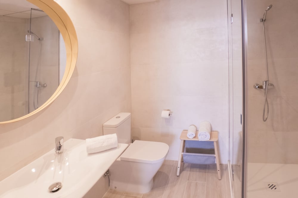 Aparthotel CYE Holiday Centre — Hotel rooms in Salou, Catalonia