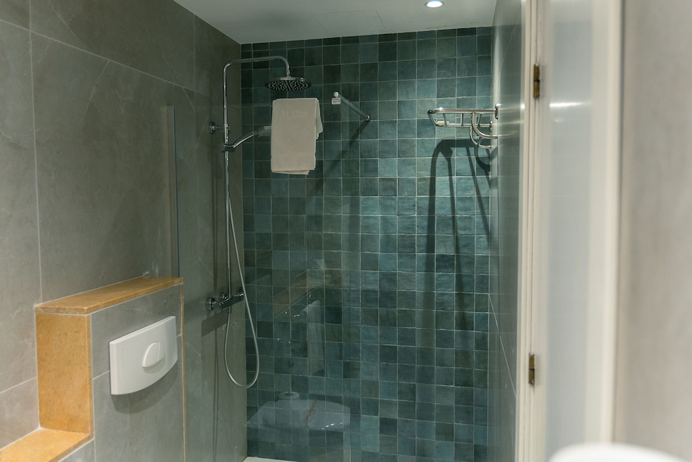 Hotel d´Or — Hotel rooms in Cala d´Or, Balearic Islands
