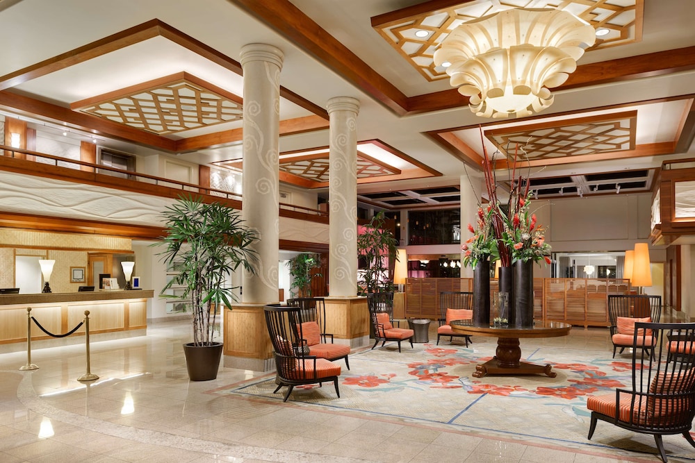 Hilton Waikiki Beach Resort & Spa — Hotel building in Honolulu, Hawaii