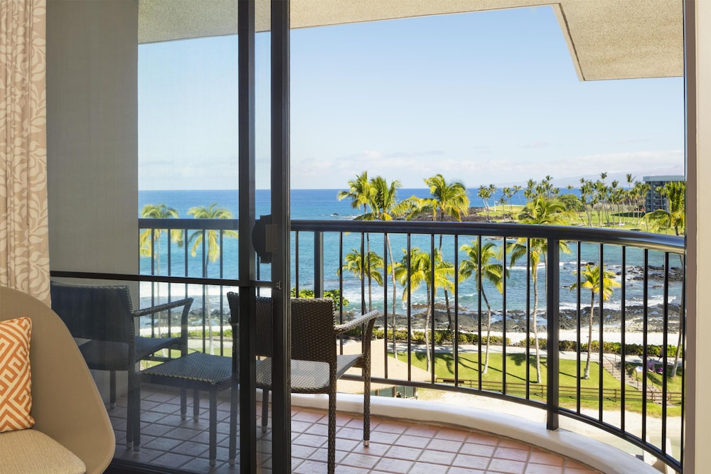 Hilton Waikoloa Village — Hotel rooms in Waikoloa, Hawaii