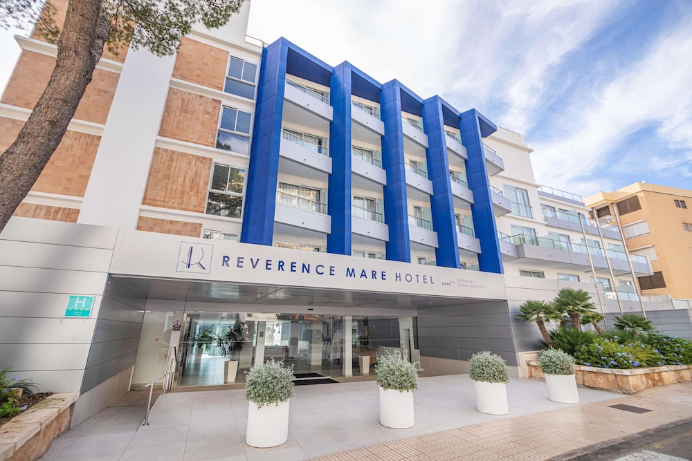 Reverence Mare Hotel - Adults Only — Hotel building in Palma Nova, Balearic Islands