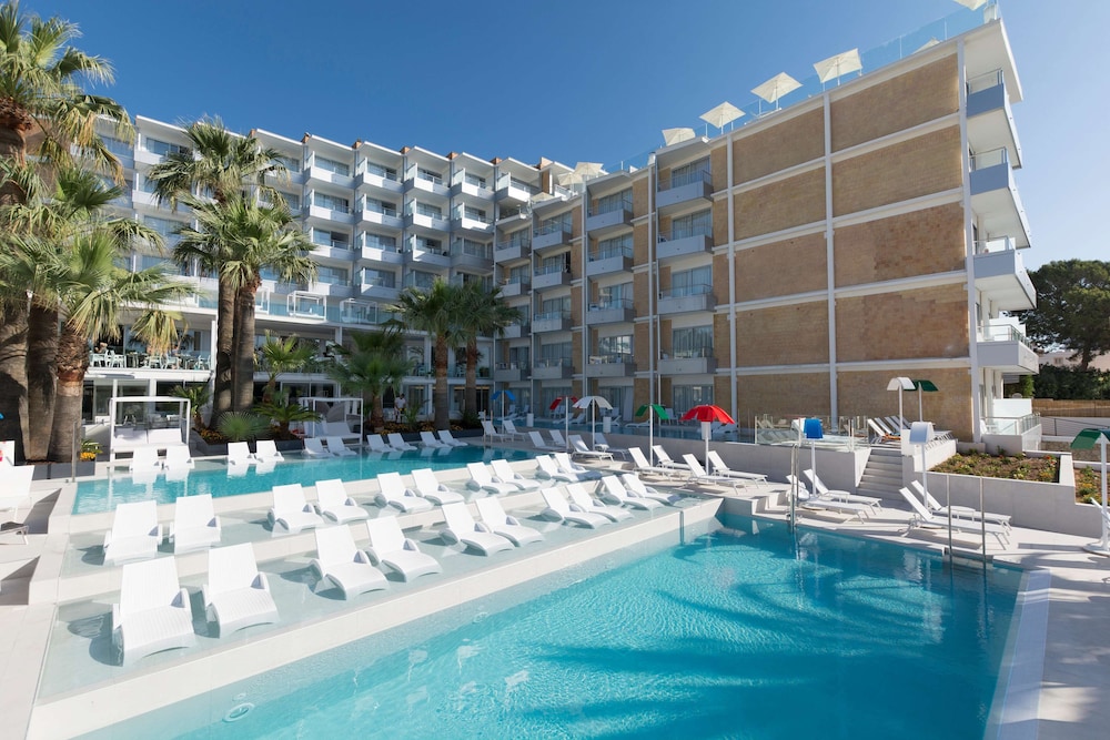 Reverence Mare Hotel - Adults Only — Swimming pool in Palma Nova, Balearic Islands