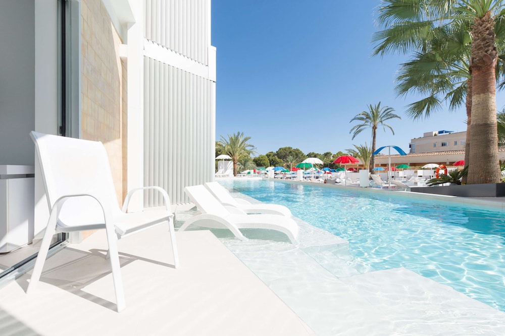 Reverence Mare Hotel - Adults Only — Swimming pool in Palma Nova, Balearic Islands