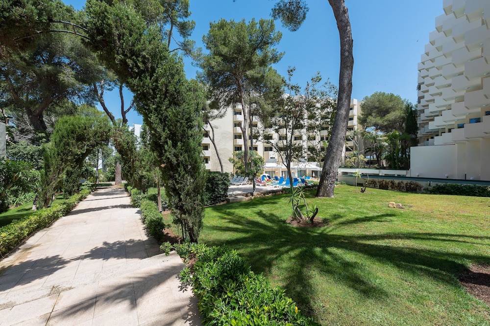 Hotel Best Delta — Hotel building in Maioris Decima, Balearic Islands