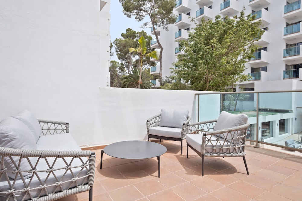 Hotel Best Delta — Hotel building in Maioris Decima, Balearic Islands