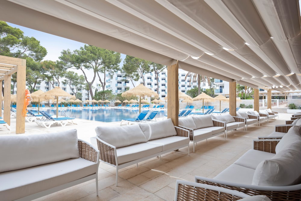Hotel Best Delta — Swimming pool in Maioris Decima, Balearic Islands
