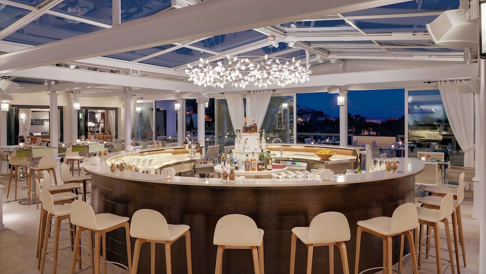 The Camp de Mar Hotel & Resort — Restaurant & bars in Andratx, Balearic Islands