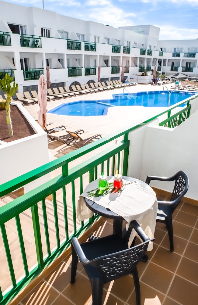 Apartamentos Dunas Club — Swimming pool in Corralejo, Canary Islands