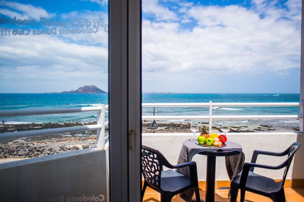 Apartamentos Dunas Club — Hotel rooms in Corralejo, Canary Islands