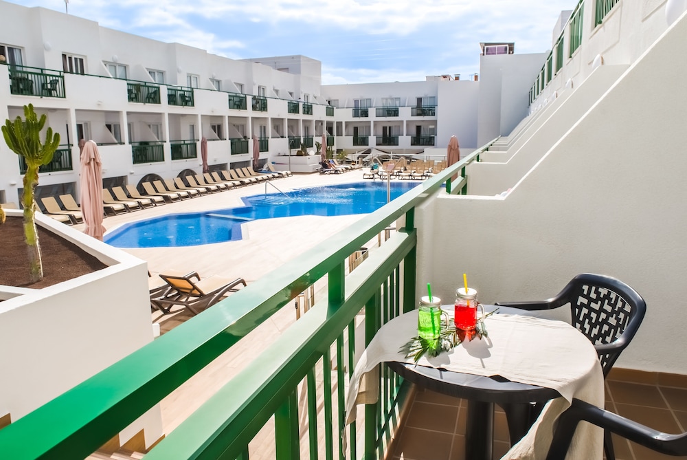 Apartamentos Dunas Club — Swimming pool in Corralejo, Canary Islands