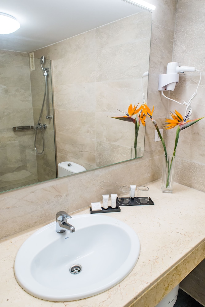 Apartamentos Dunas Club — Hotel rooms in Corralejo, Canary Islands