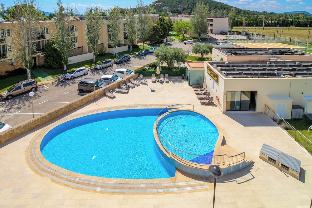 Aparthotel Duva & Spa — Swimming pool in Puerto Pollensa, Balearic Islands