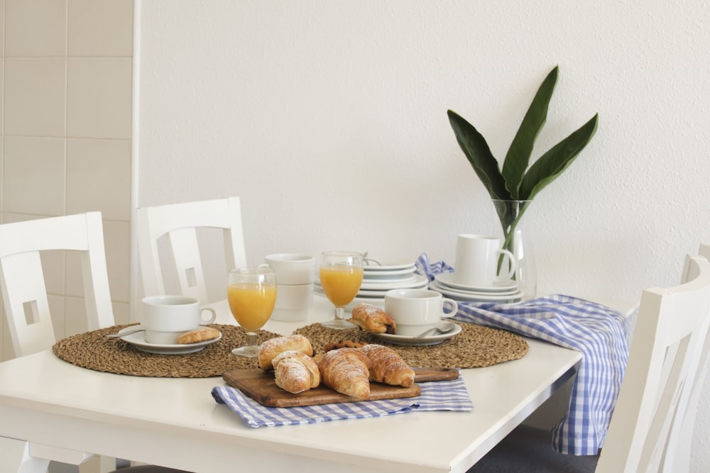 Aparthotel Duva & Spa — Restaurant & bars in Puerto Pollensa, Balearic Islands