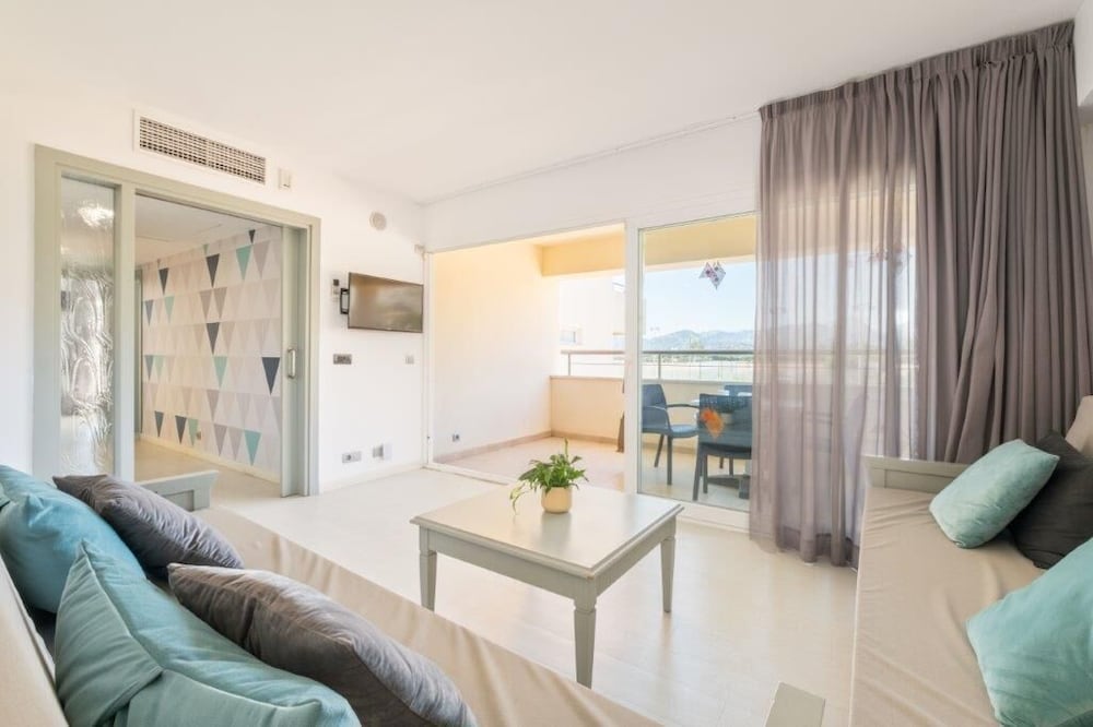 Aparthotel Duva & Spa — Hotel rooms in Puerto Pollensa, Balearic Islands