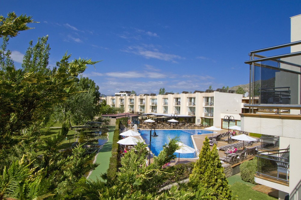 Aparthotel Duva & Spa — Swimming pool in Puerto Pollensa, Balearic Islands
