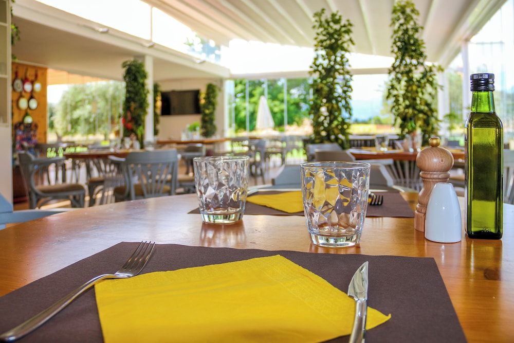 Aparthotel Duva & Spa — Restaurant & bars in Puerto Pollensa, Balearic Islands