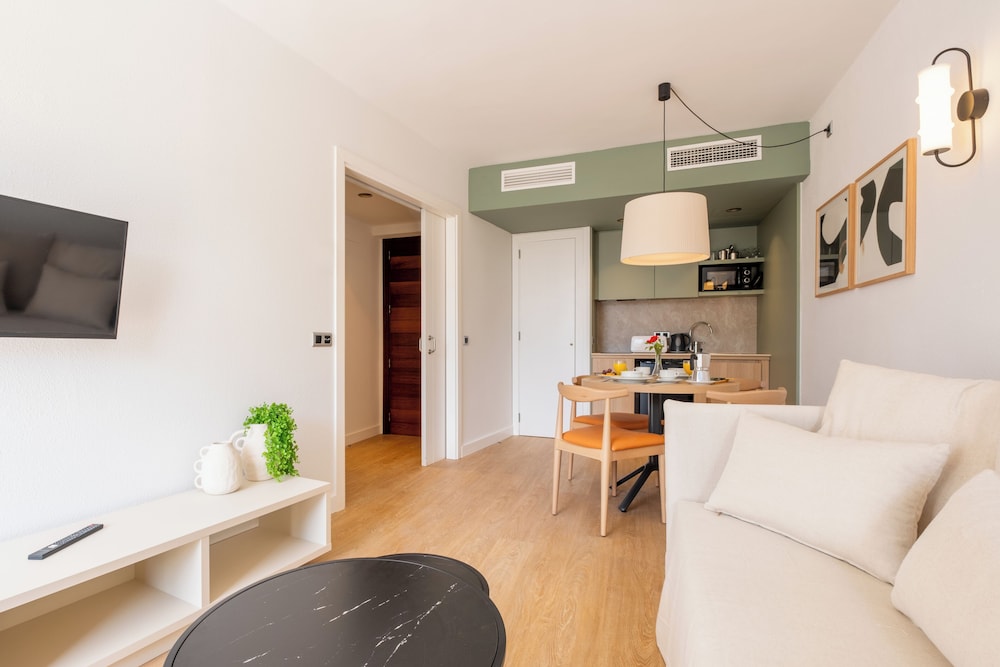 Aparthotel Duva & Spa — Hotel rooms in Puerto Pollensa, Balearic Islands